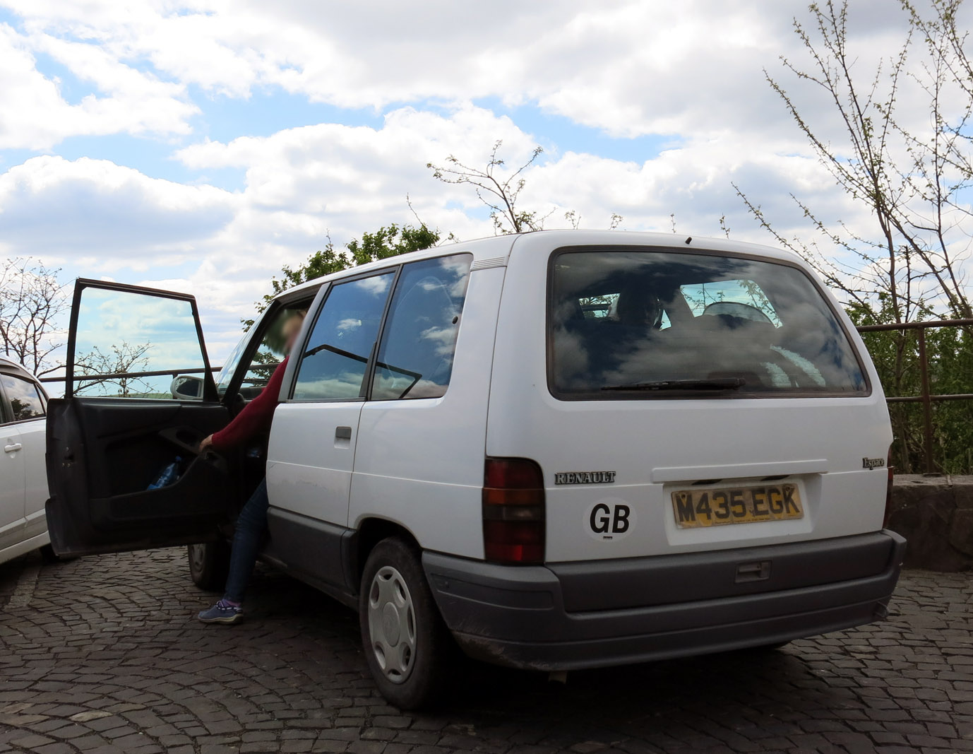 M435EGK, Renault Espace 2nd gen (J63), 1991–1996