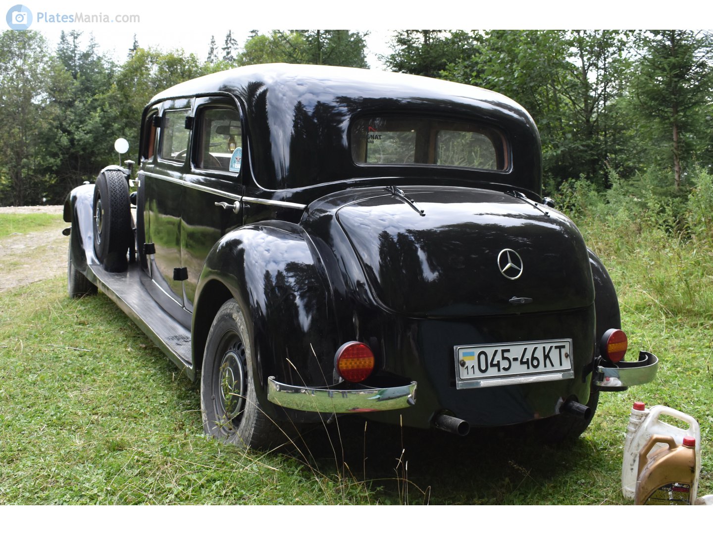11 045-46 KT, Mercedes-Benz 770 