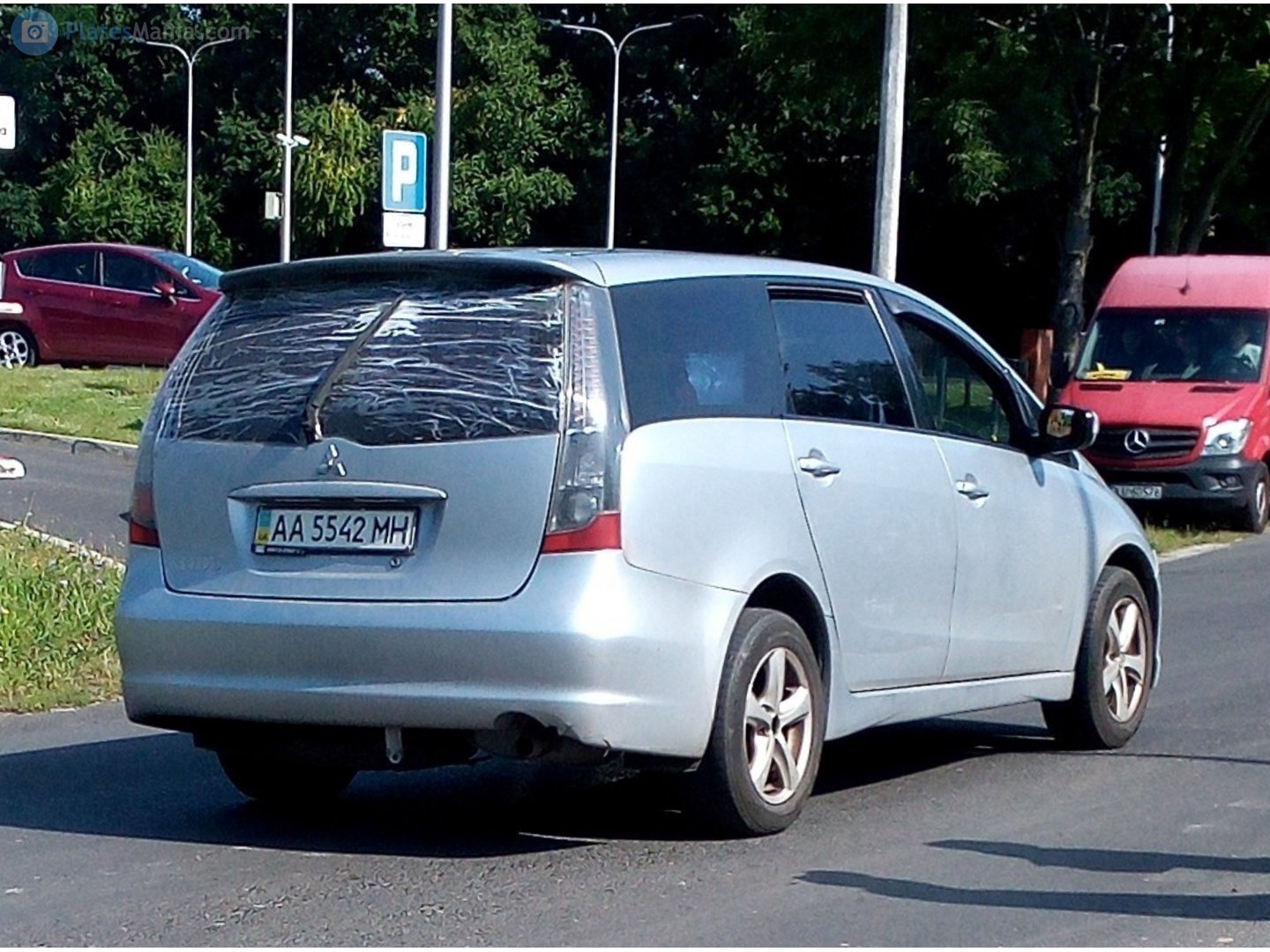 AA 5542 MH, Mitsubishi Grandis 1st gen (NA/BA), 2003–2011