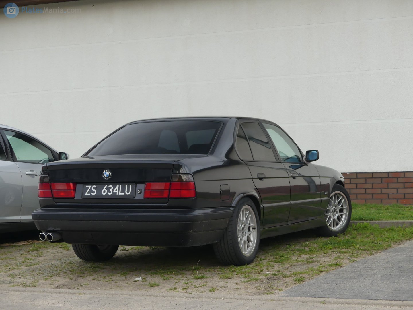 ZS 634LU, BMW 5 Series 3rd gen Sedan (E34), 1988–1995