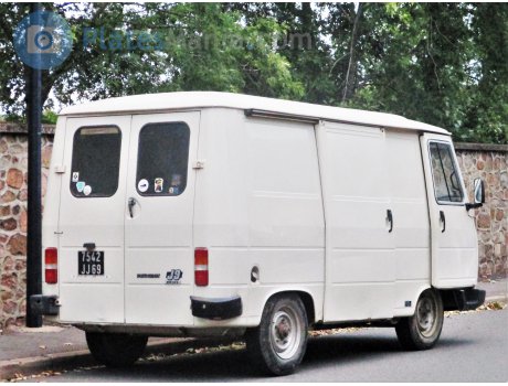 7542 JJ 69, Peugeot J9