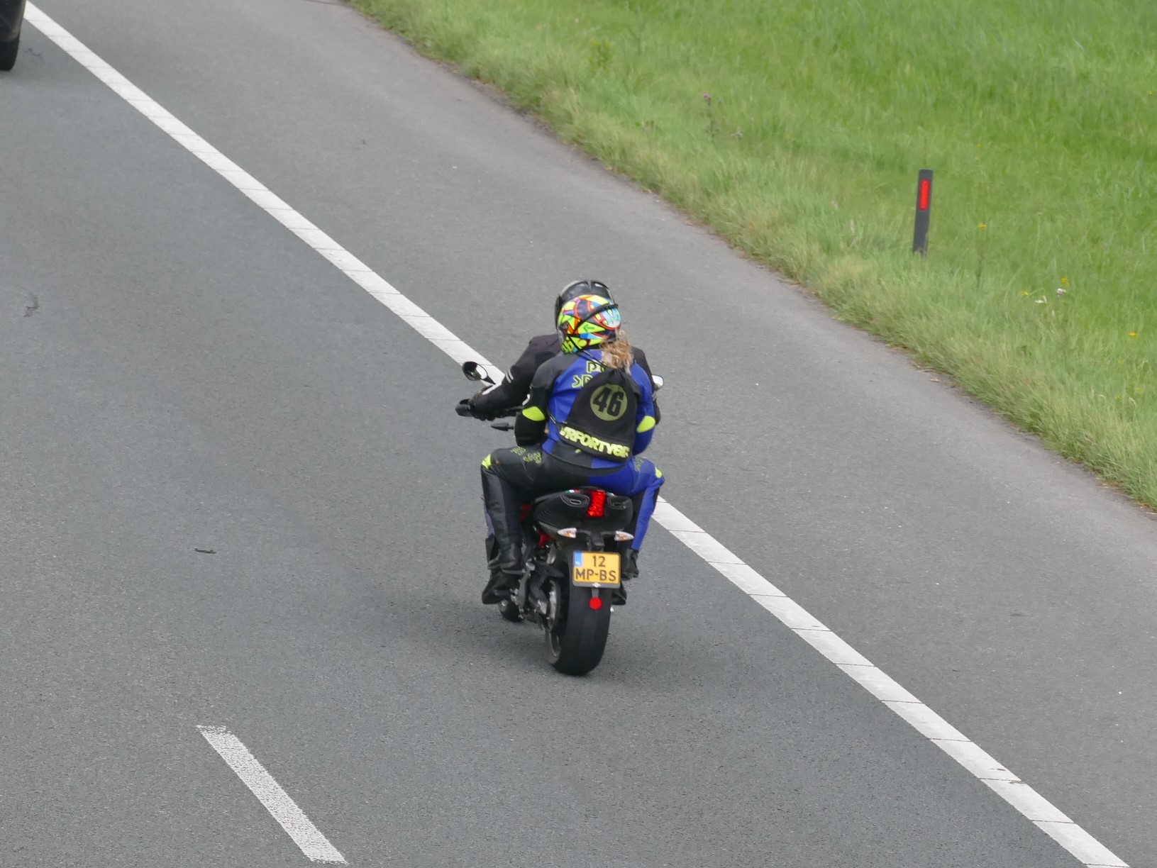 12-MP-BS, Aprilia Dorsoduro 