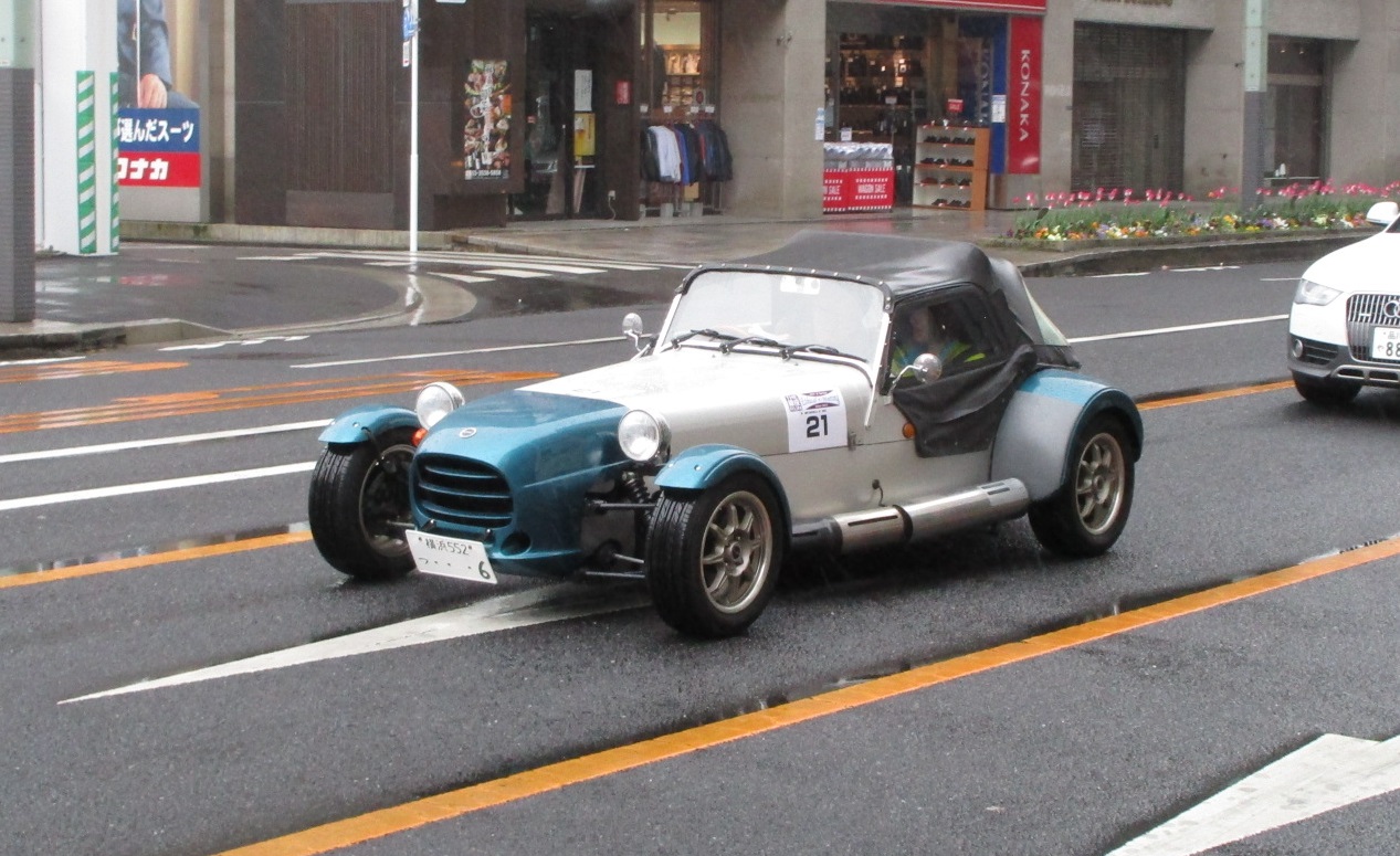 横浜 552 つ 6, Mitsuoka Zero 