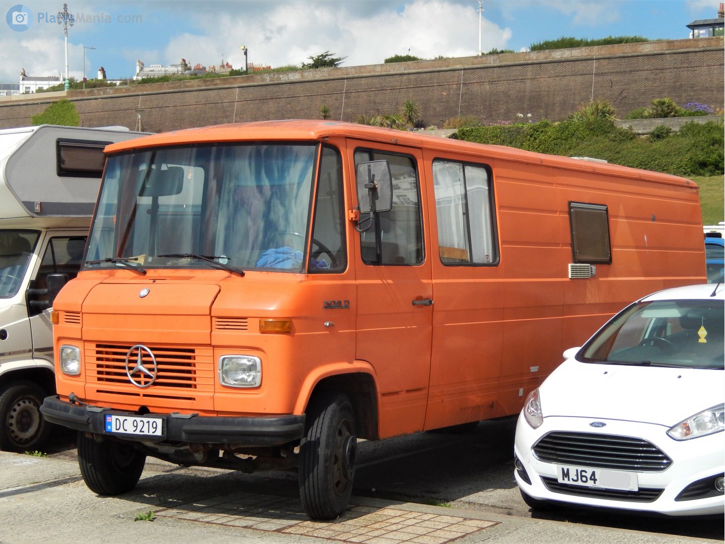 DC 9219, Mercedes-Benz T2 1st gen (309/310/313), 1966–1990