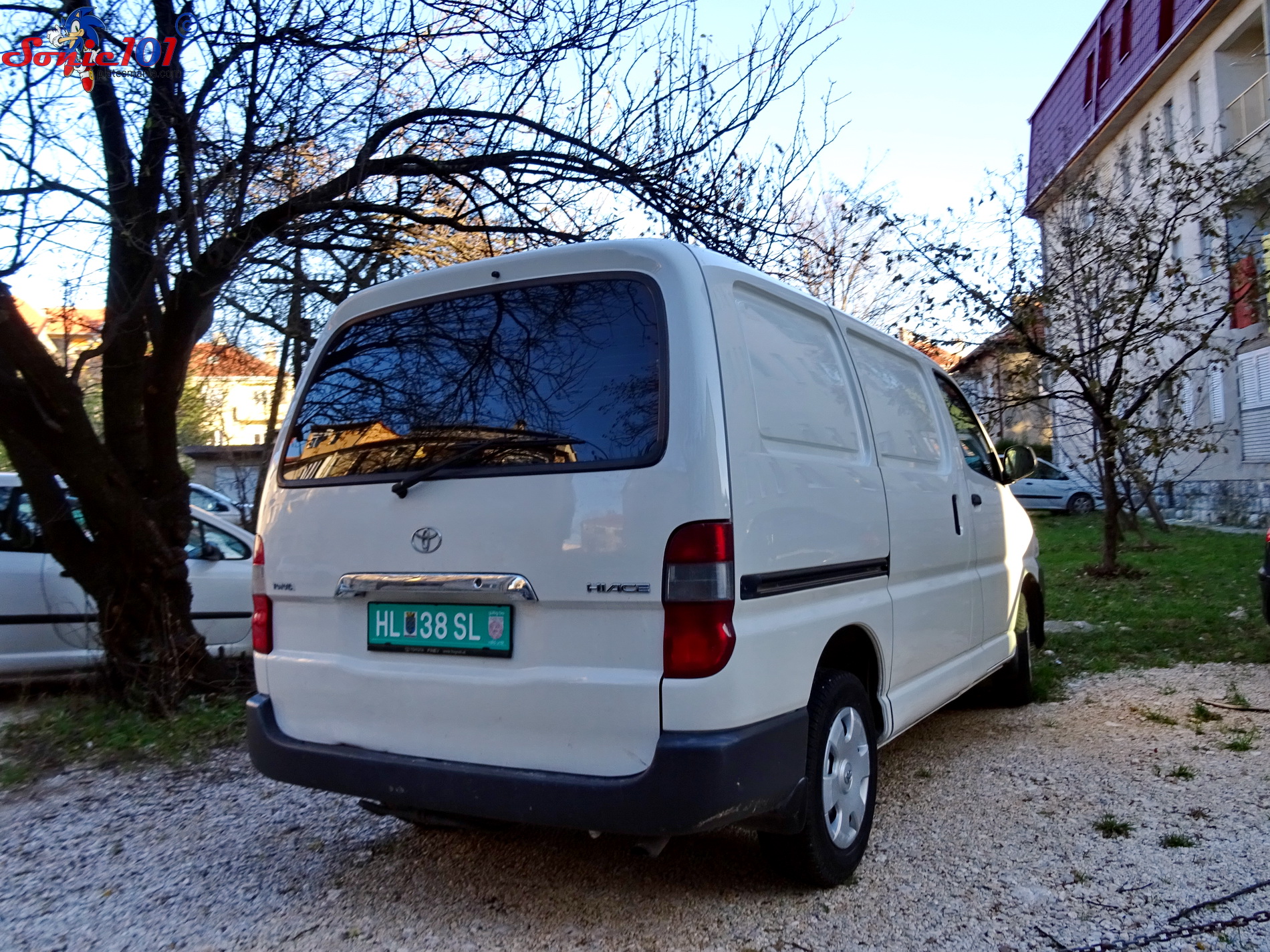 HL 38 SL, Toyota HiAce (XH10/XH20; EU-market), facelift, 2006–2012