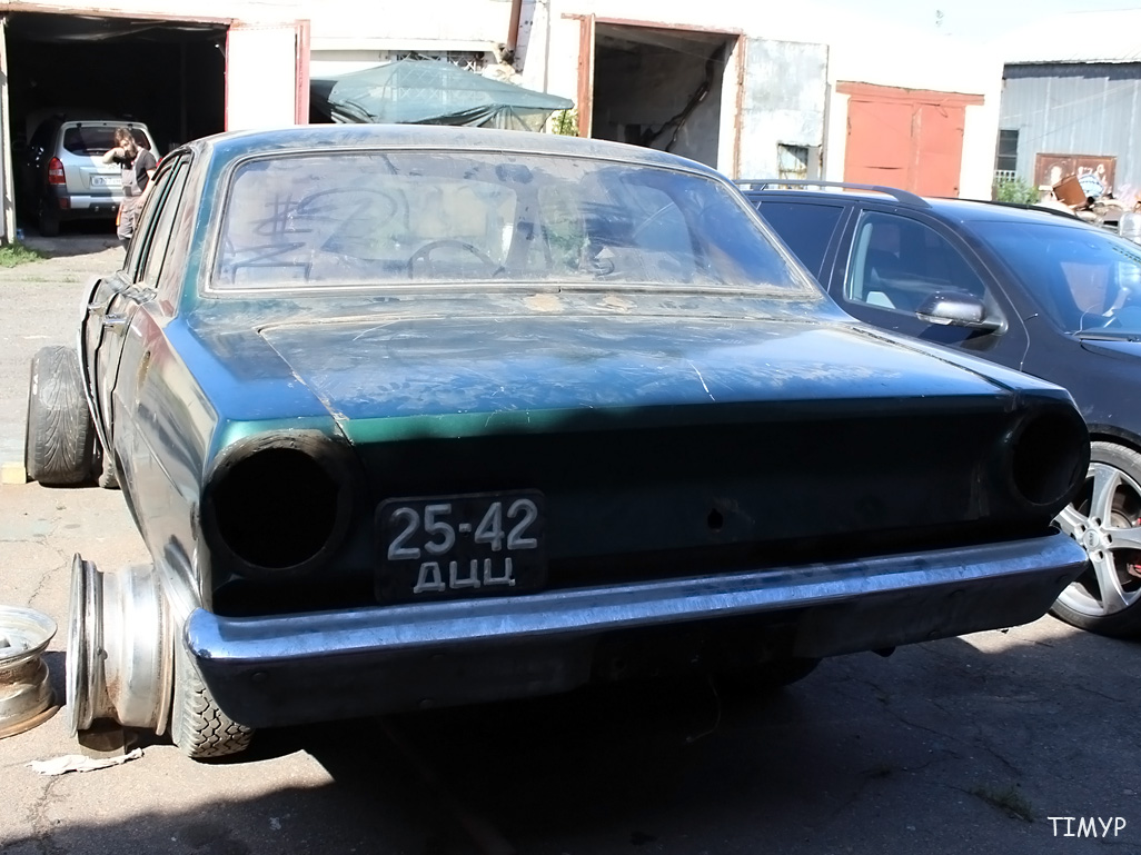 2542 ДЦЦ, Ford Falcon 2nd gen Sedan (XR/XT/XW/XY; AU-market), 1966–1972