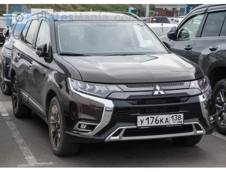 у176ка138, Mitsubishi Outlander