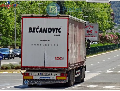 NK 782AA, Krone Light Liner