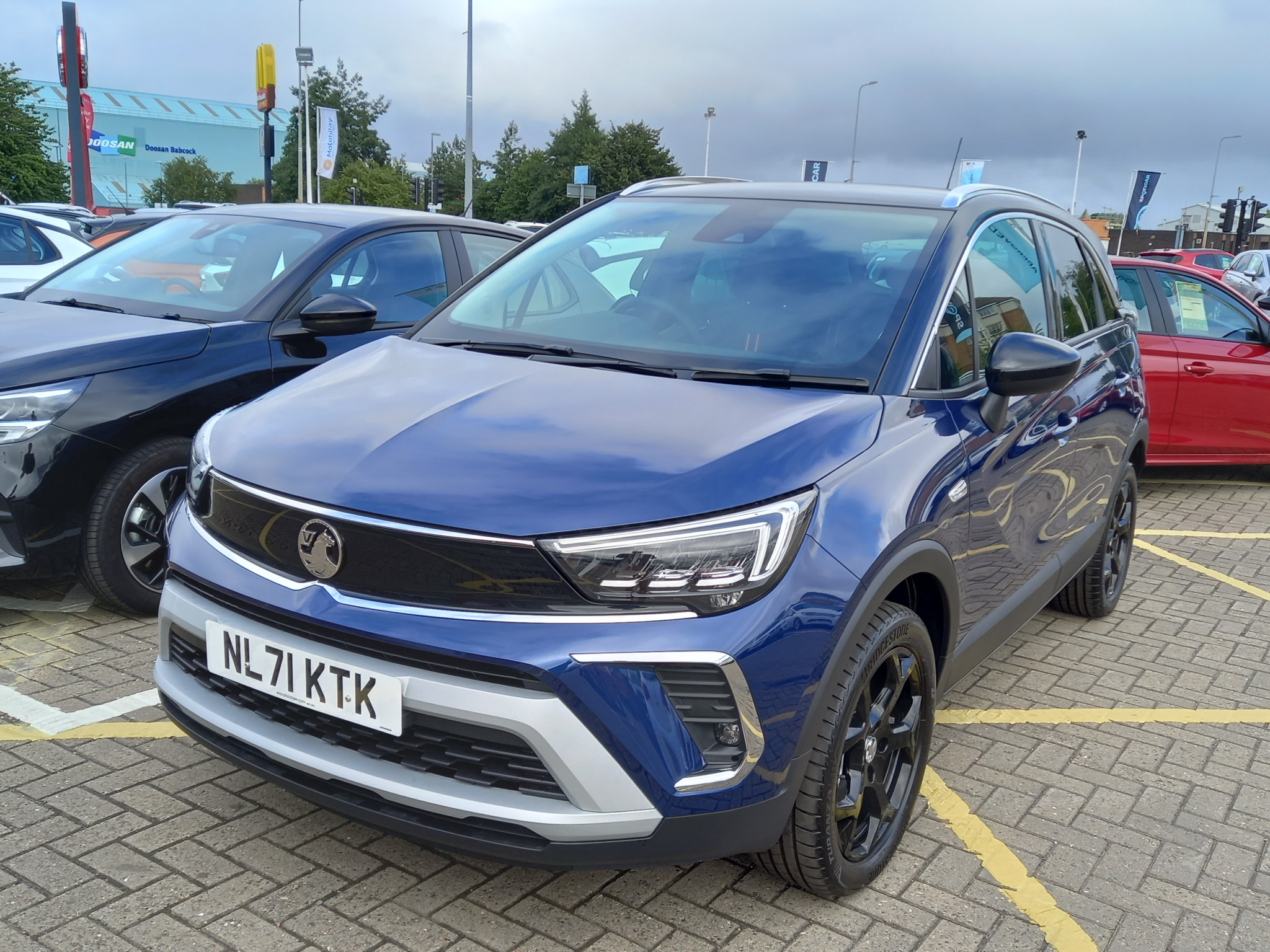 NL71KTK, Vauxhall Crossland 1st gen (P17; P2QO), facelift, 2020–2024