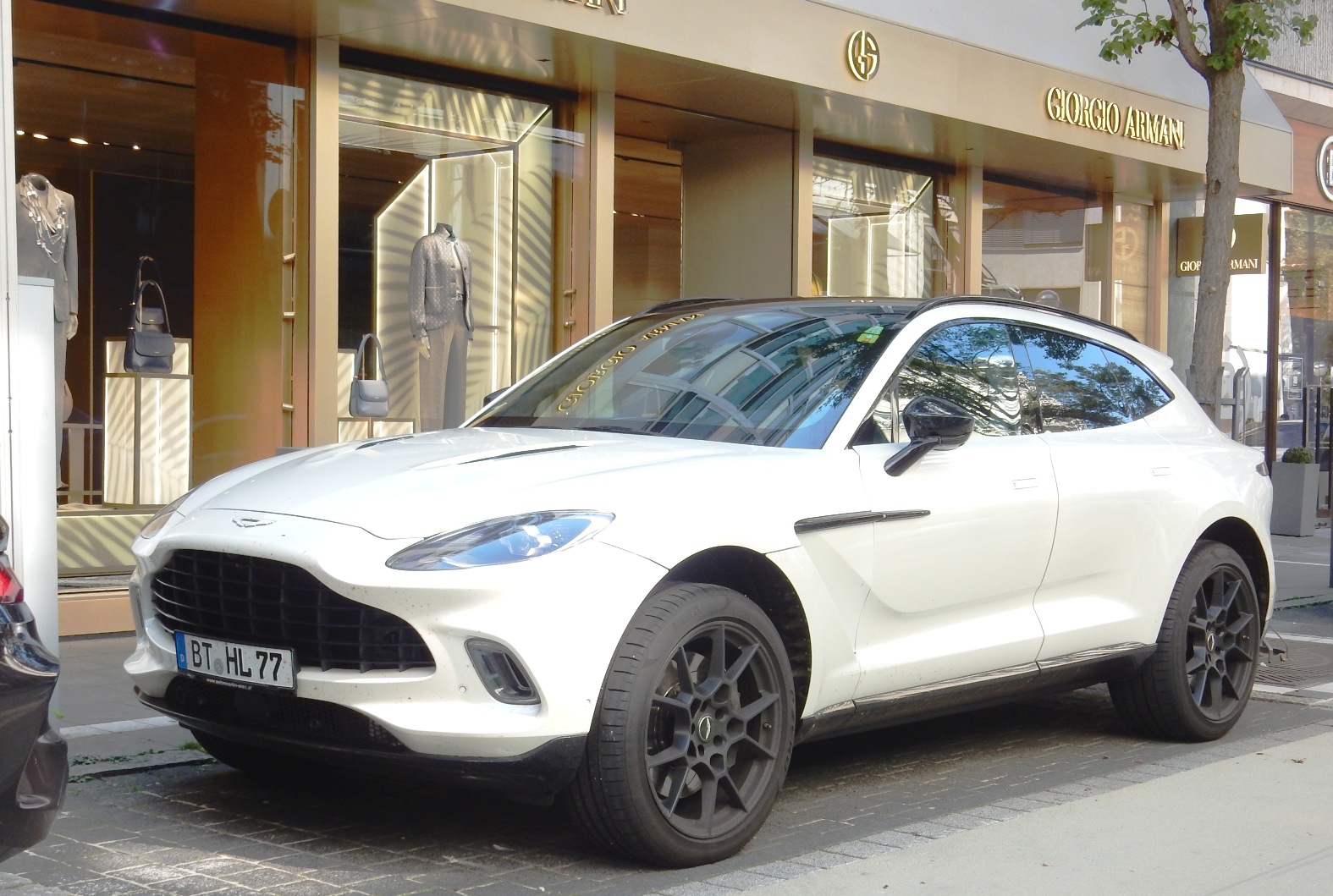 BT HL 77, Aston Martin DBX DBX, 2020–2024