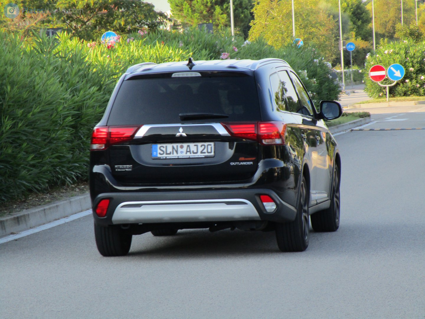 SLN AJ 20, Mitsubishi Outlander 3rd gen (GF/GG/ZJ/ZK/ZL), facelift, 2015–2023