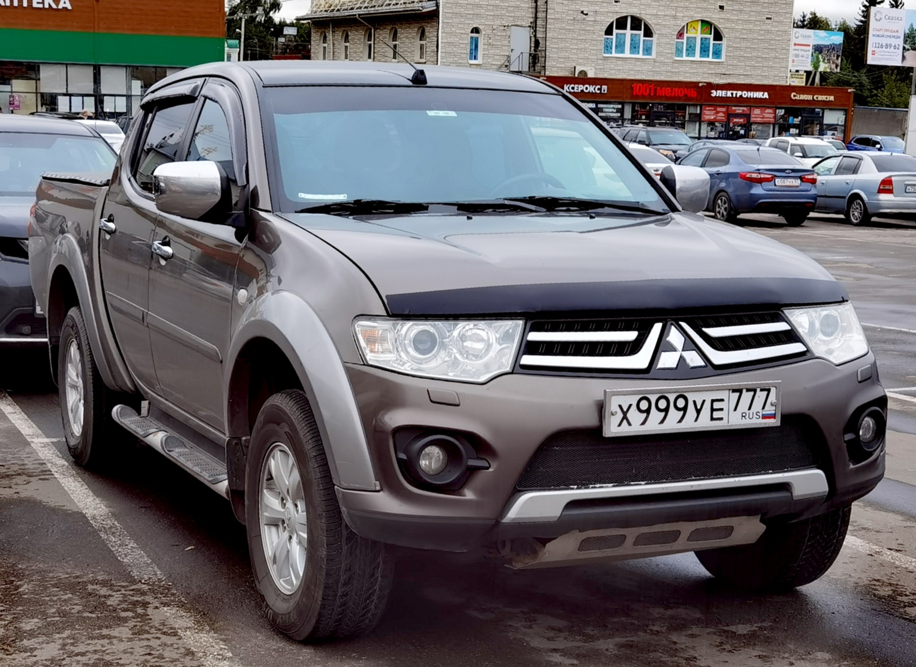 х 999 уе 777, Mitsubishi L200 4th gen (KA/KB), 2005–2015 (–2017 for BR-market)