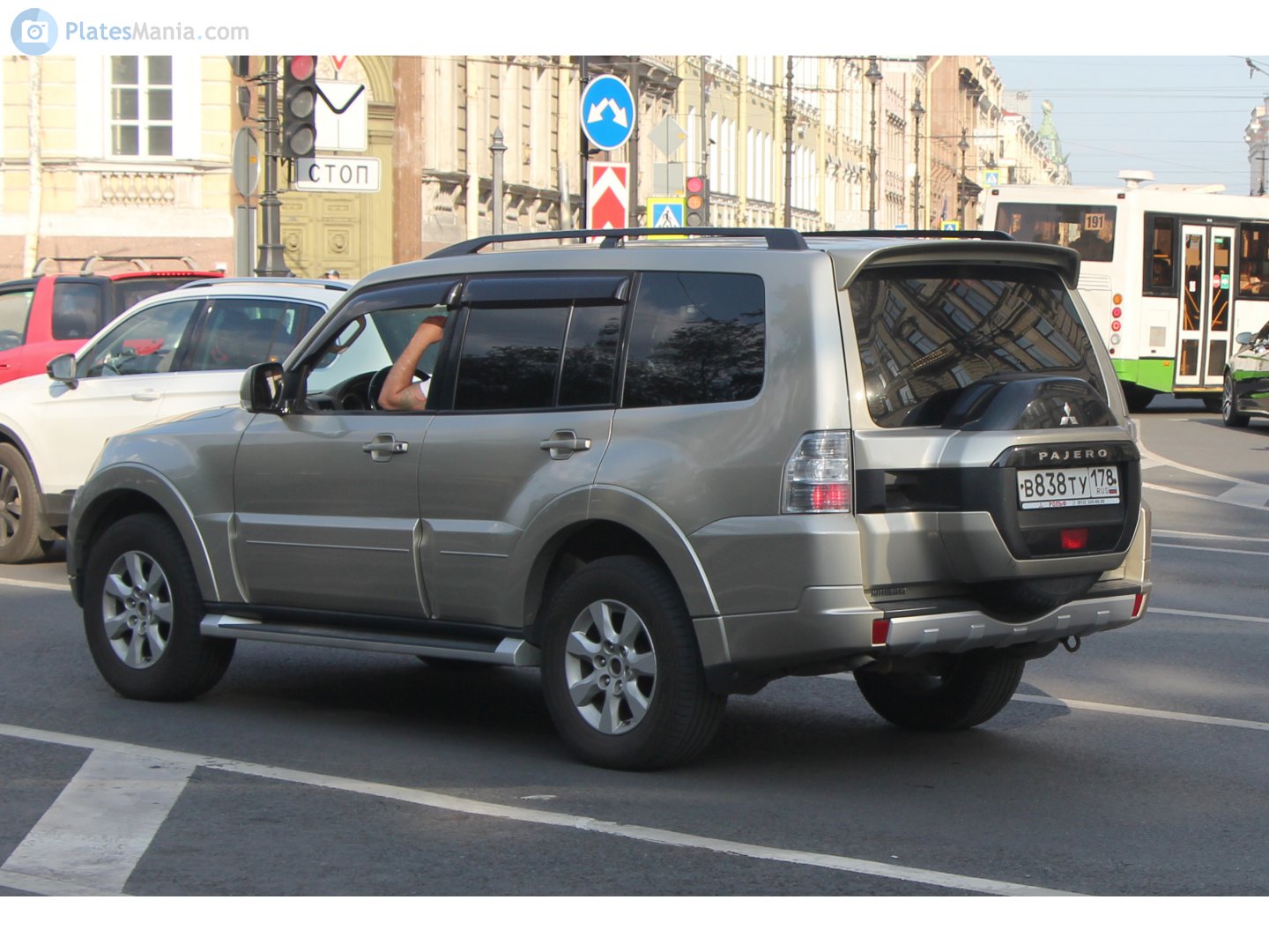 в 838 ту 178, Mitsubishi Pajero 