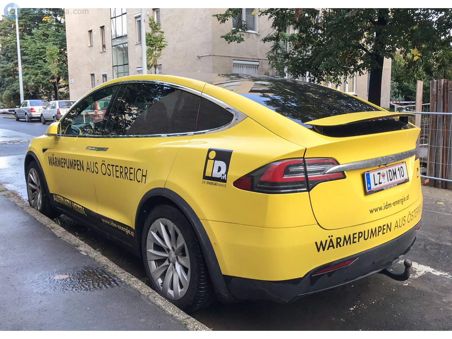 LZ IDM 10, Tesla Model X 1st gen (5YJX), 2015–