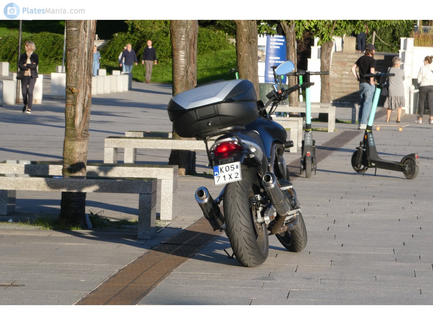 KOS 71X2, Yamaha BT1100 Bulldog 