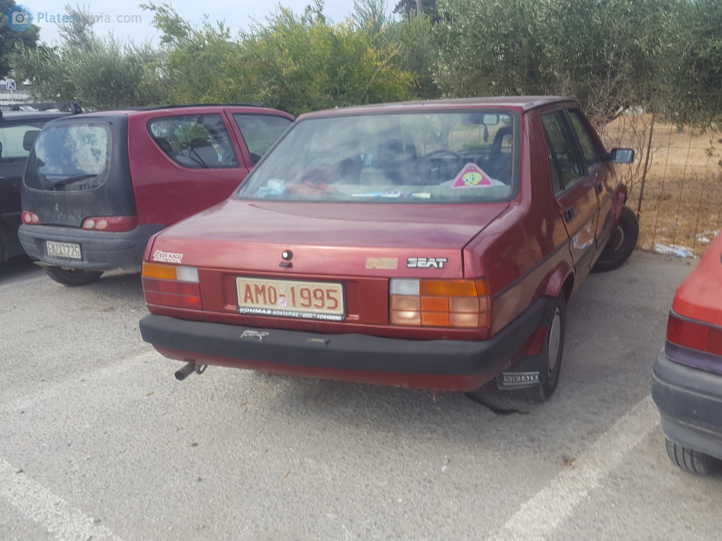 AMO-1995, SEAT Gredos 1st gen (023A; GR-market), 1985–1991