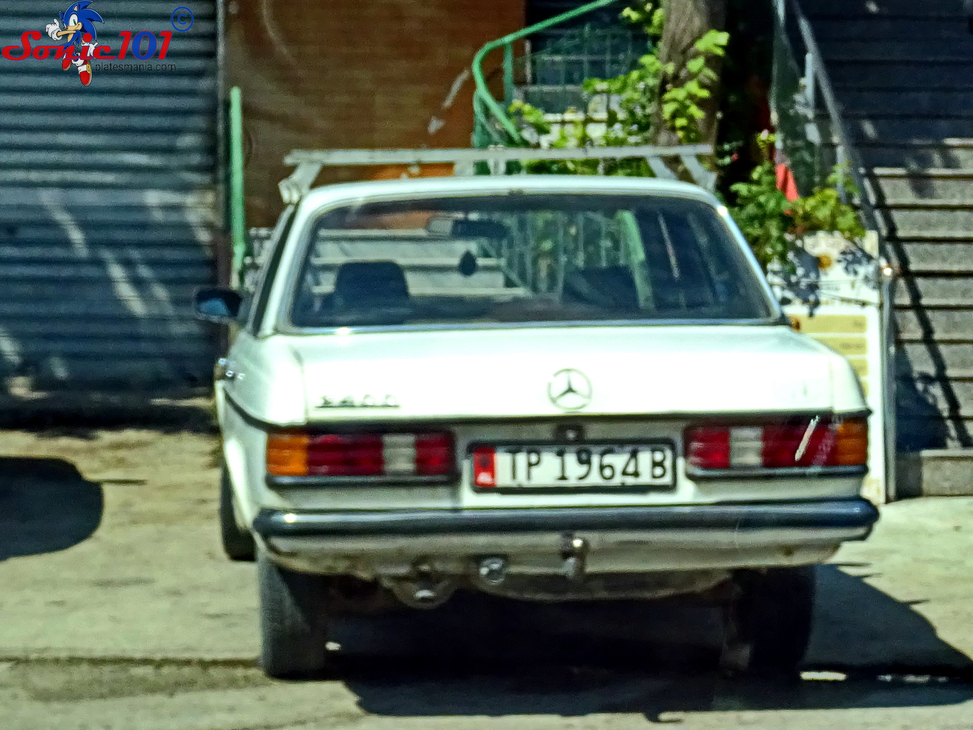 TP 1964 B, Mercedes-Benz E-Klasse 200–300 Sedan (W123), 1975­–1986