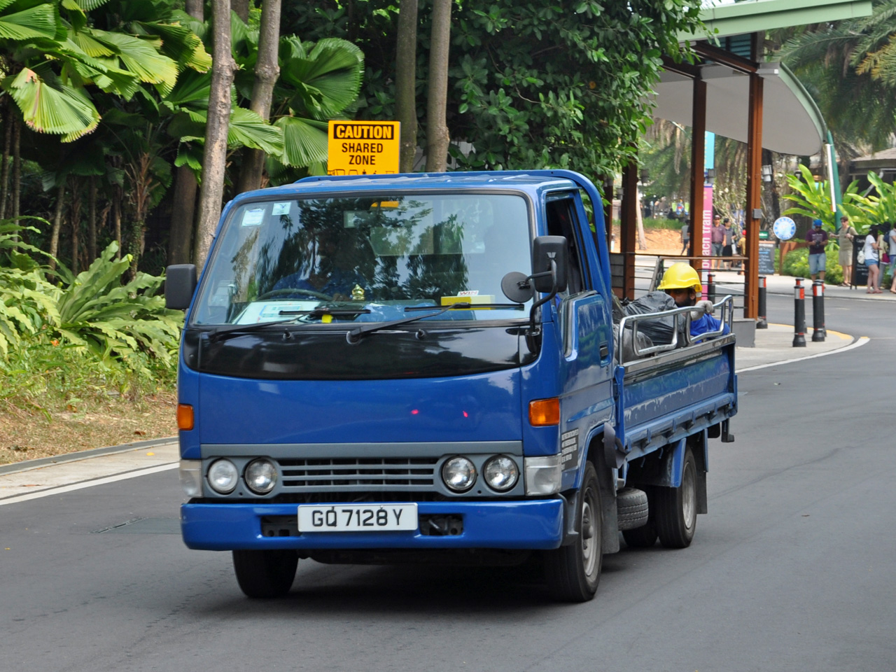 GQ 7128 Y, Toyota Dyna 