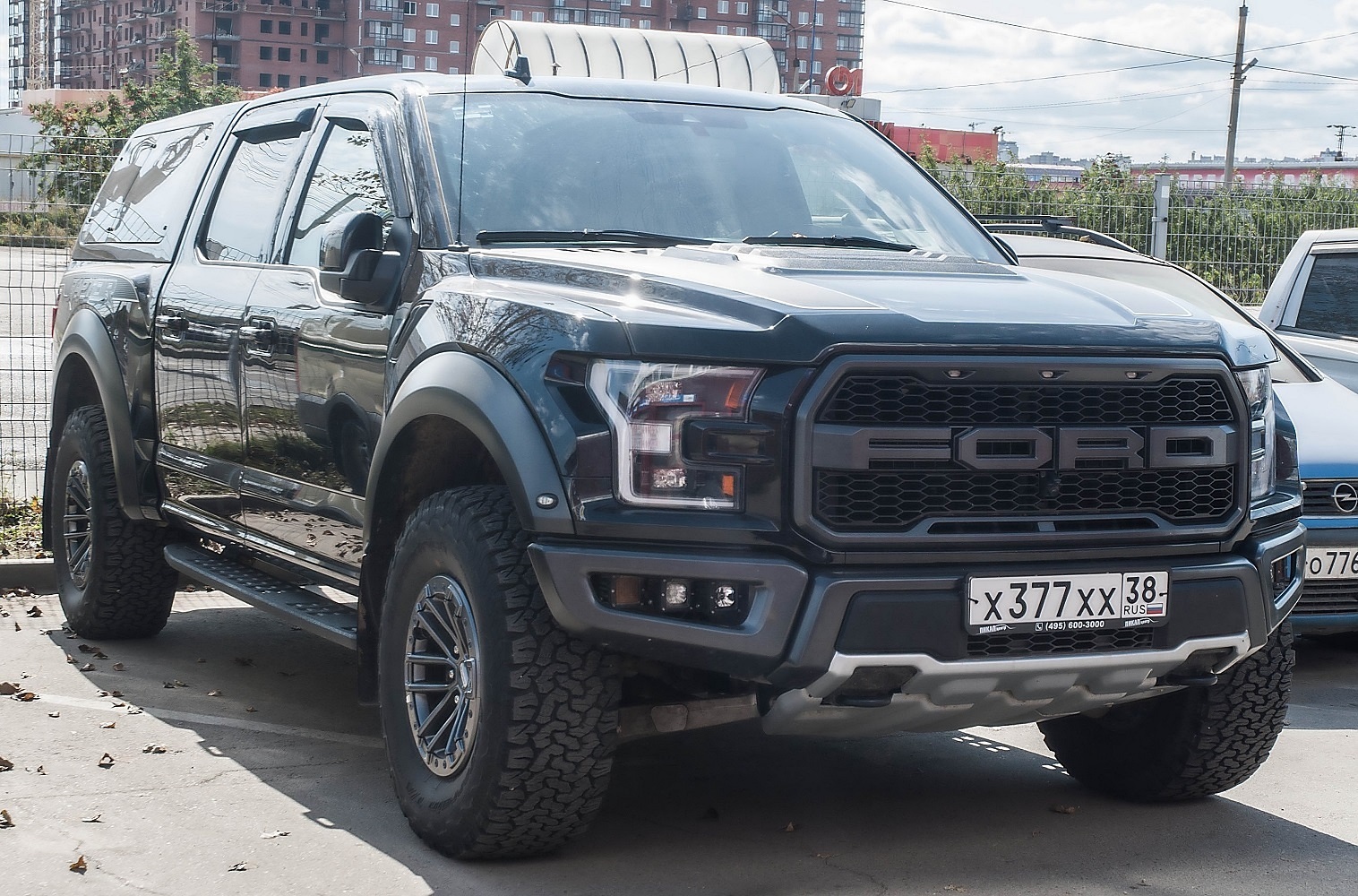 х 377 хх 38, Ford Lobo 4th gen (P552; MX-market), 2014–2020