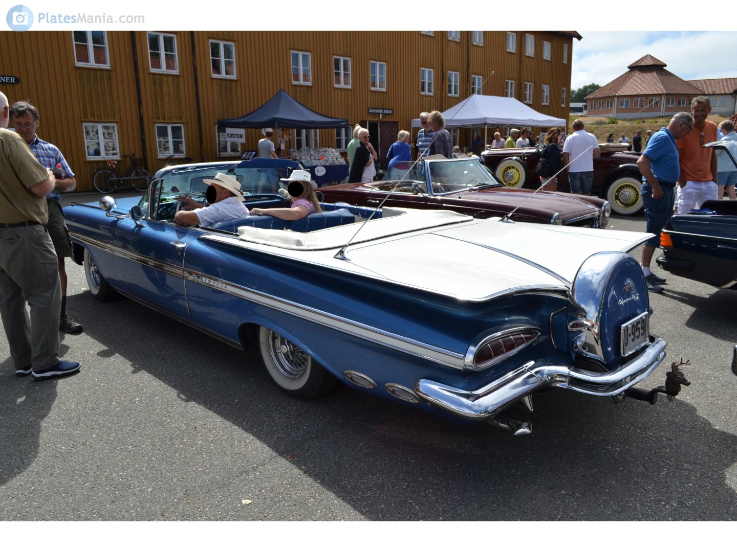 U-959, Chevrolet Impala 2nd gen 1959 2-door Convertible (1767/1867; B-body), 1958–1959