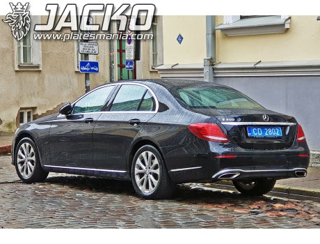 CD 2802, Mercedes-Benz E-Klasse