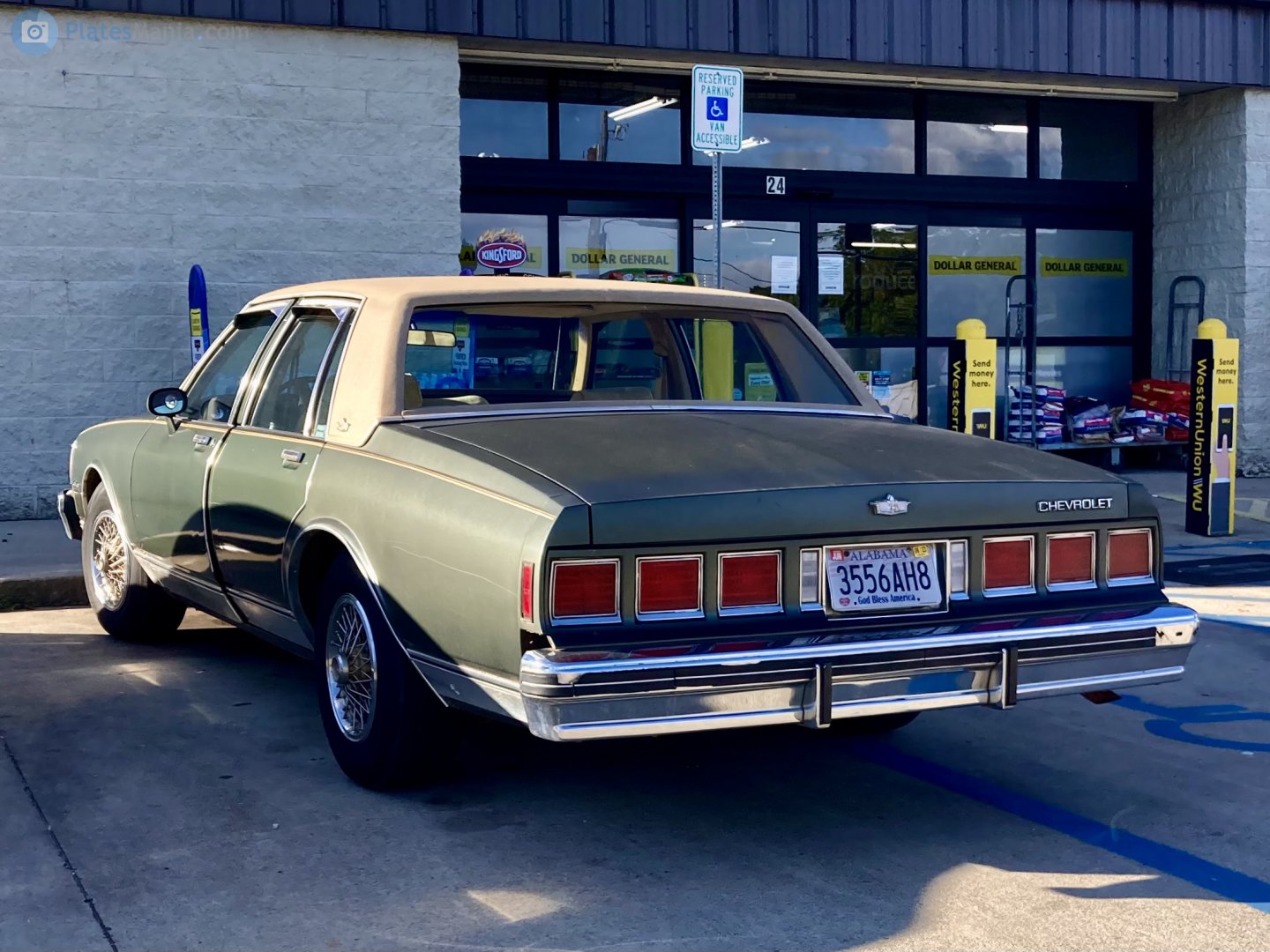 3556AH8, Chevrolet Caprice 3rd gen 4-door Sedan (69; B-body), 1976–1989