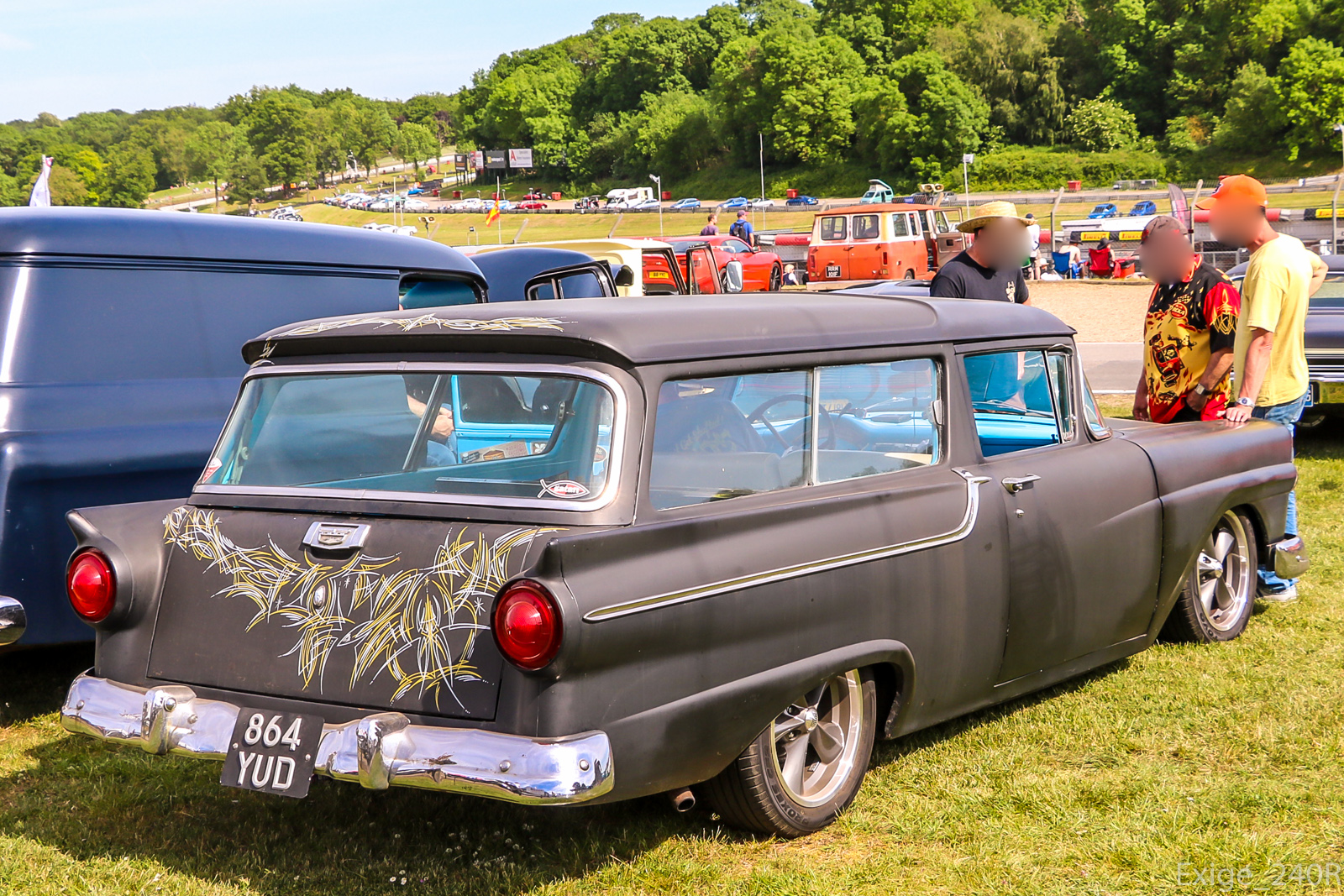 864YUD, Ford Fairlane Americas: 2nd gen, 1957–1959