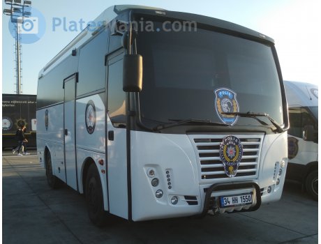 34 HH 1550, Tekne Horton