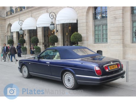 83-RN-ZT, Rolls-Royce Corniche