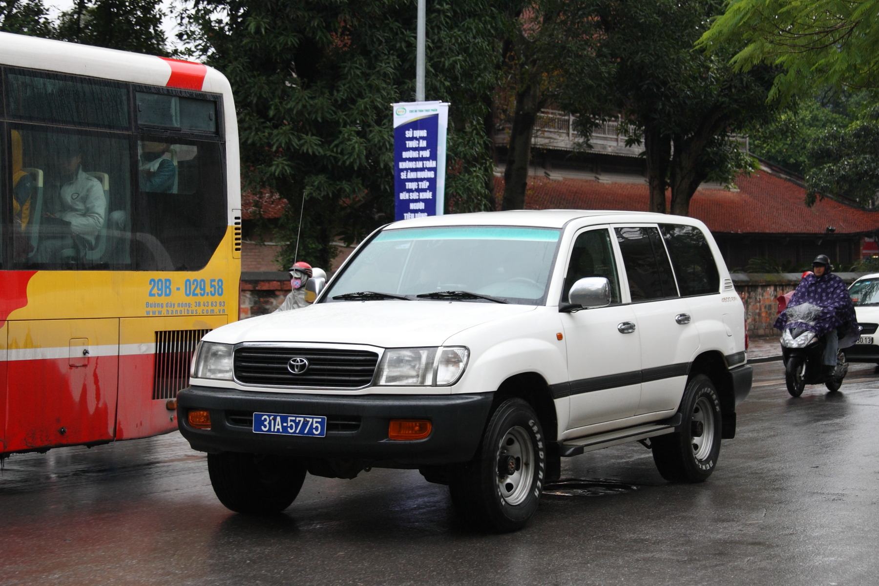 31A-5775, Toyota Land Cruiser 100 (J100), 1998–2007