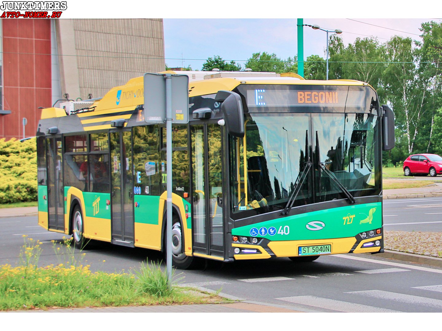 ST 5040N, Solaris Trollino 12 