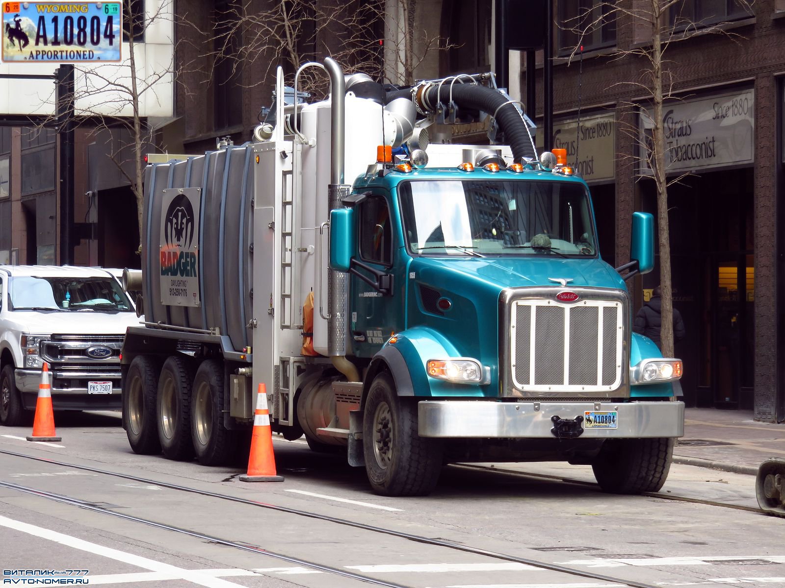 A10804, Peterbilt 567 