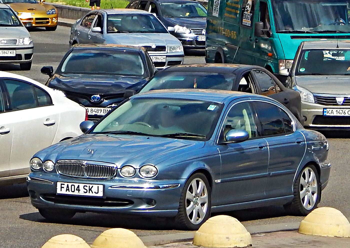 FA04SKJ, Jaguar X-Type 1st gen Sedan (X400), 2001–2009