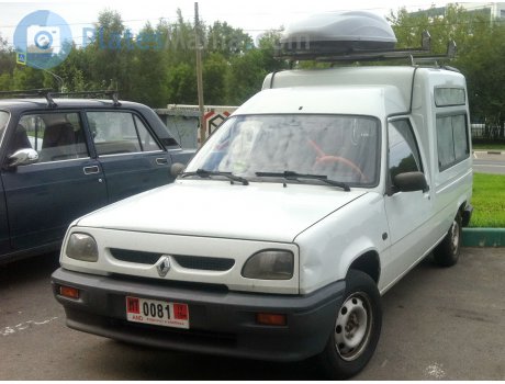 0081, Renault Express