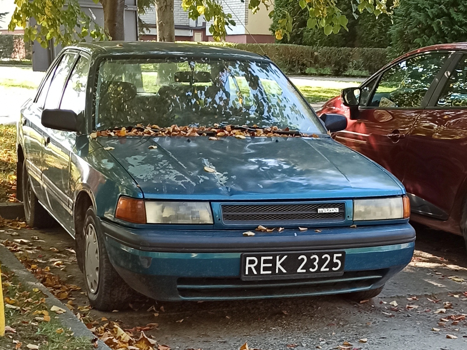 REK 2325, Mazda 323 4th gen Sedan (BG), 1989–1994