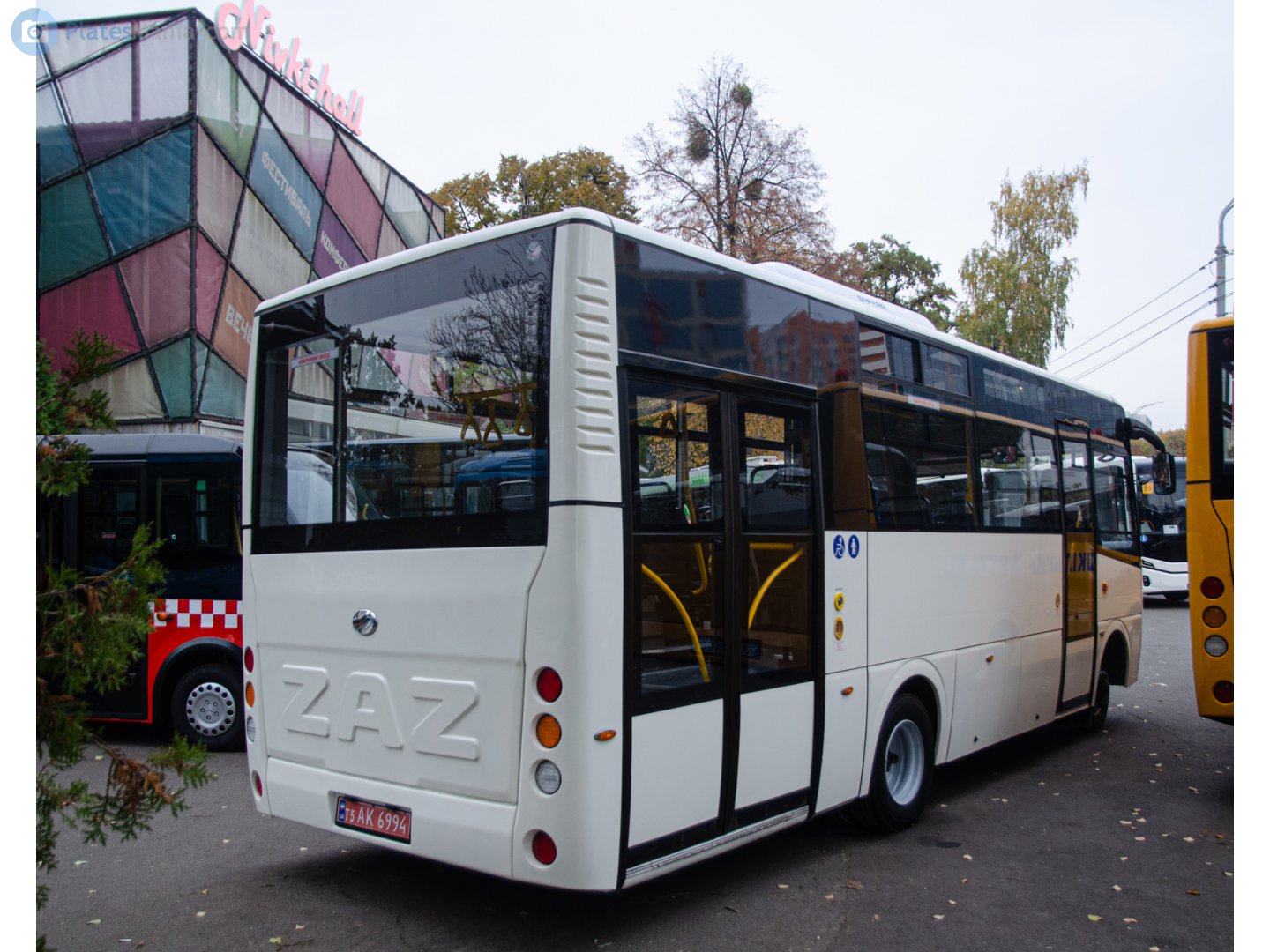 T5 AK 6994, ZAZ А08 I-VAN 
