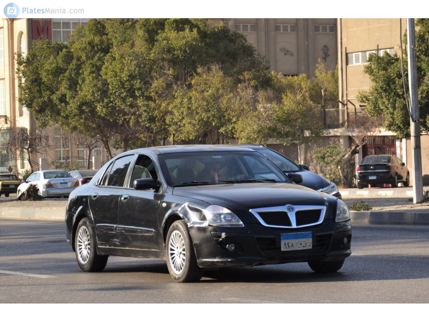 ٩٢٨ ققر, Brilliance (Huachen Zhonghua) M1 