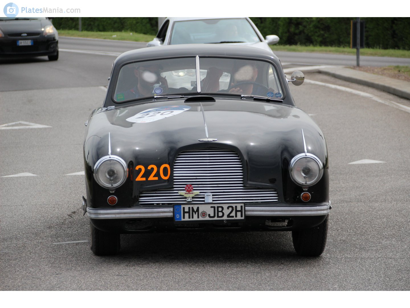 HM JB 2 H, Aston Martin DB2/4 