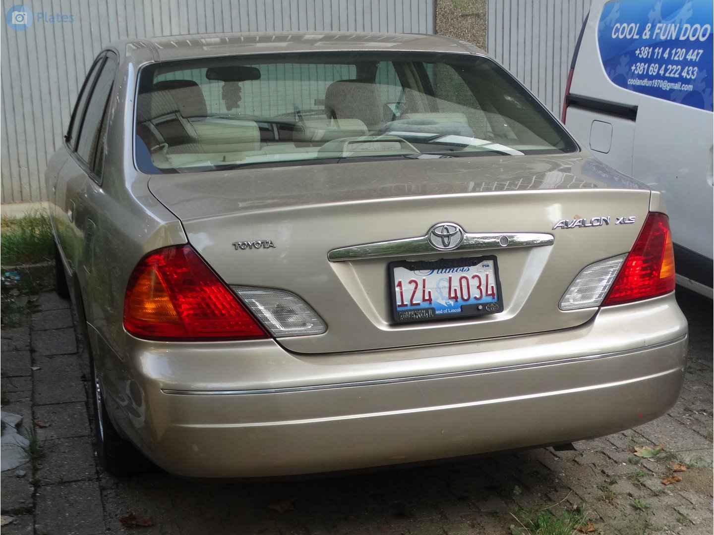 124 4034, Toyota Avalon 2nd gen (XX20), 2000–2004