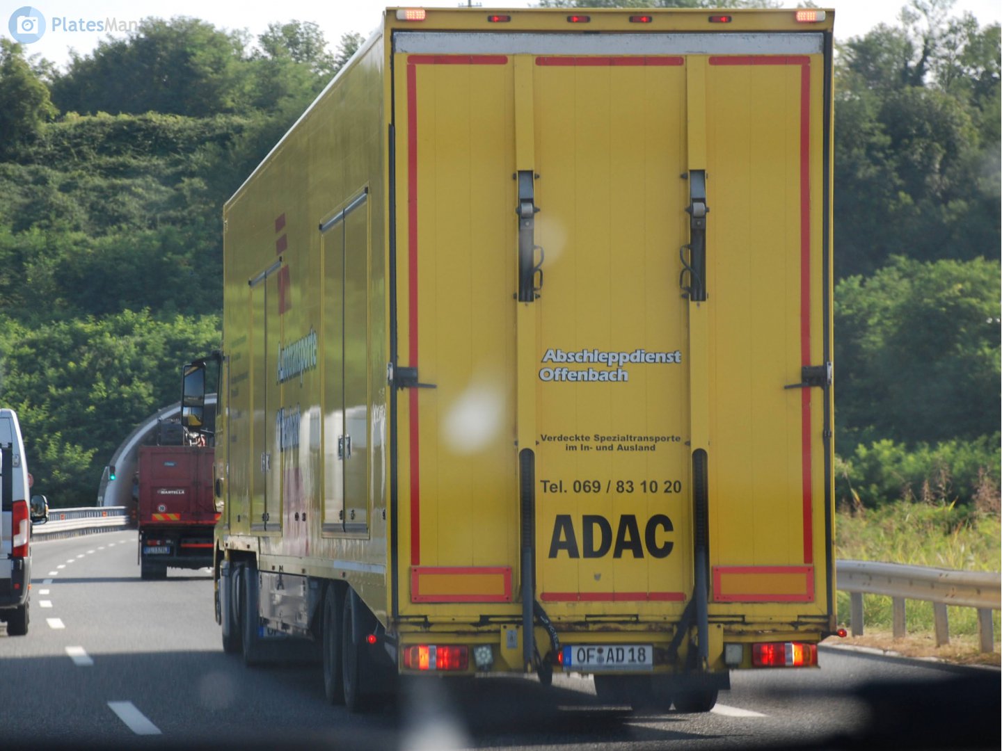 OF AD 18, Kässbohrer Capitan 