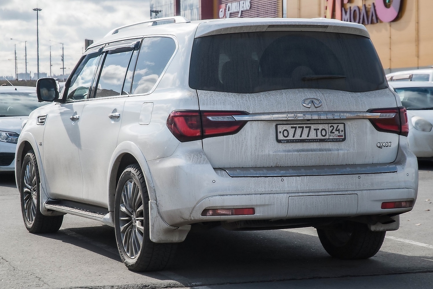 о 777 то 24, Infiniti QX80/QX56 2nd gen QX80 (Z62), facelift, 2017–2024