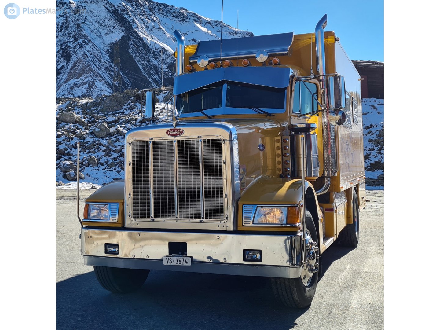 VS 3574, Peterbilt 377 