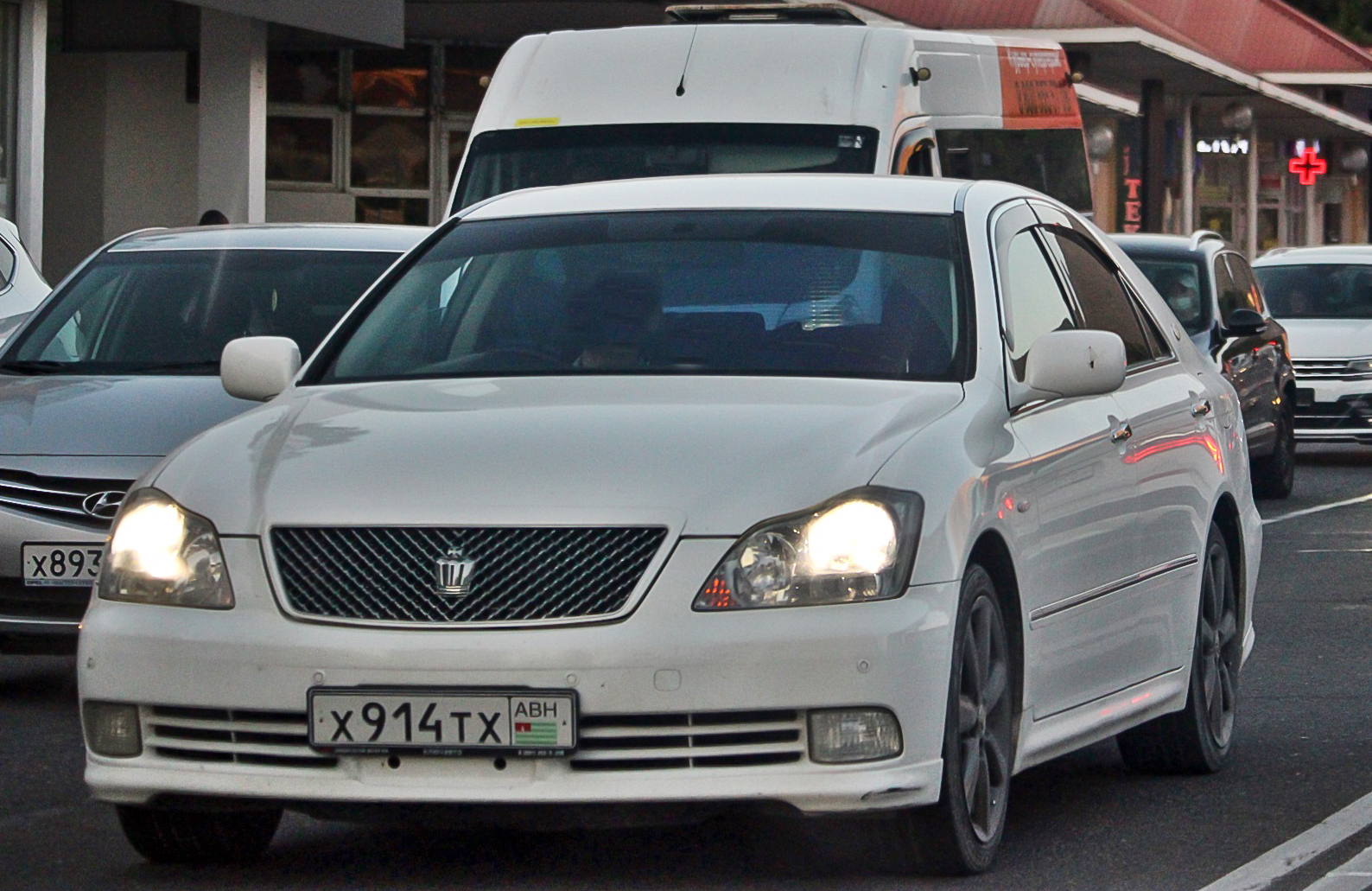 х 914 тх, Toyota Crown 12th gen (S180), 2003–2008  (­–2009 for CN-market)