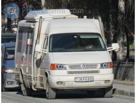 36 FG 811, Winnebago Rialta