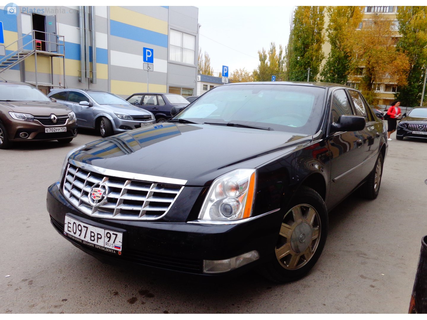 е 097 вр 97, Cadillac DTS 1st gen Sedan (GMX272), 2005–2011