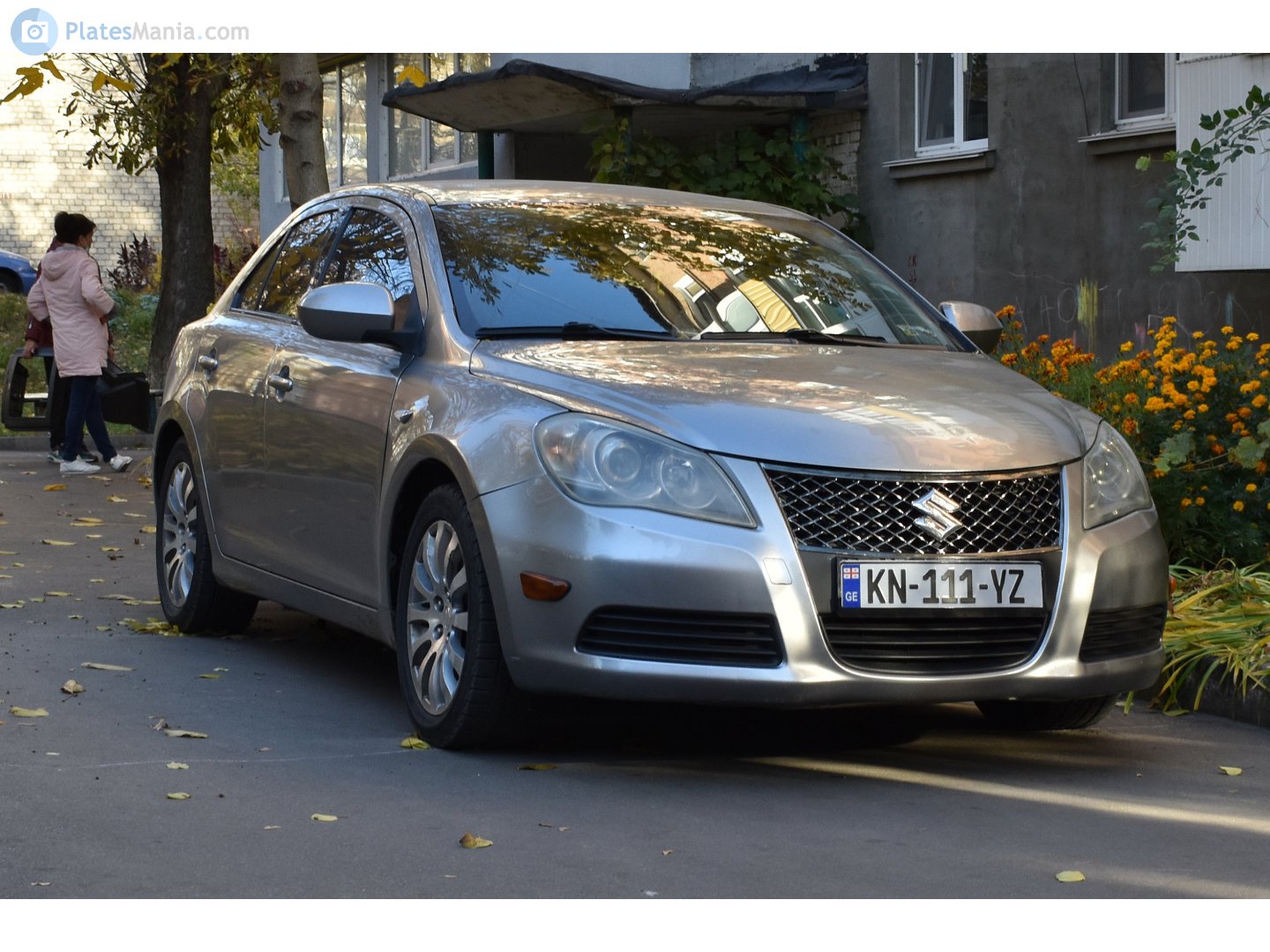 KN-111-YZ, Suzuki Kizashi 1st gen (RE/RF), 2010–2015