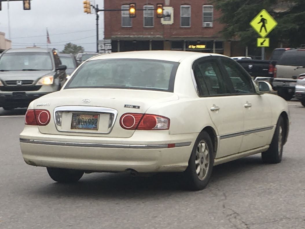 WDK992, Kia Amanti 1st gen (GH), 2003–2006