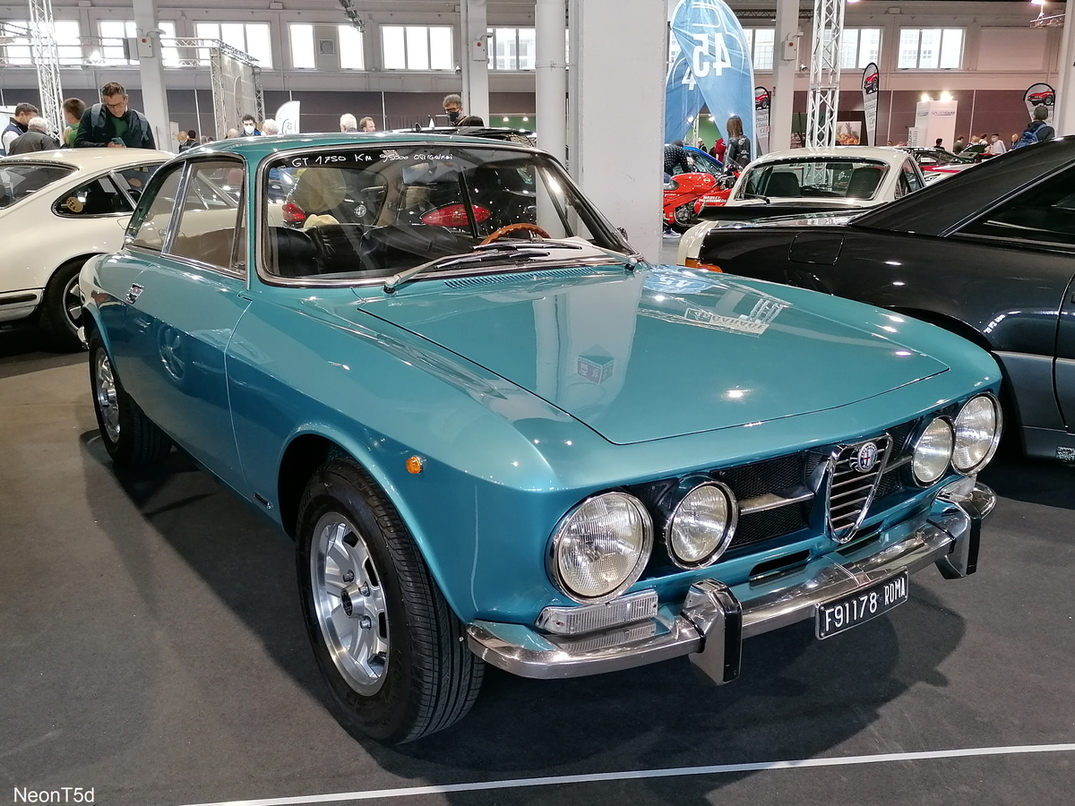 Roma F91178, Alfa Romeo 1750 1st gen GT Veloce (105) 1967–1971