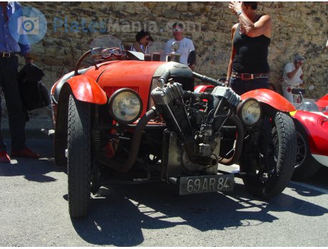 69 AR 84, Darmont Spécial