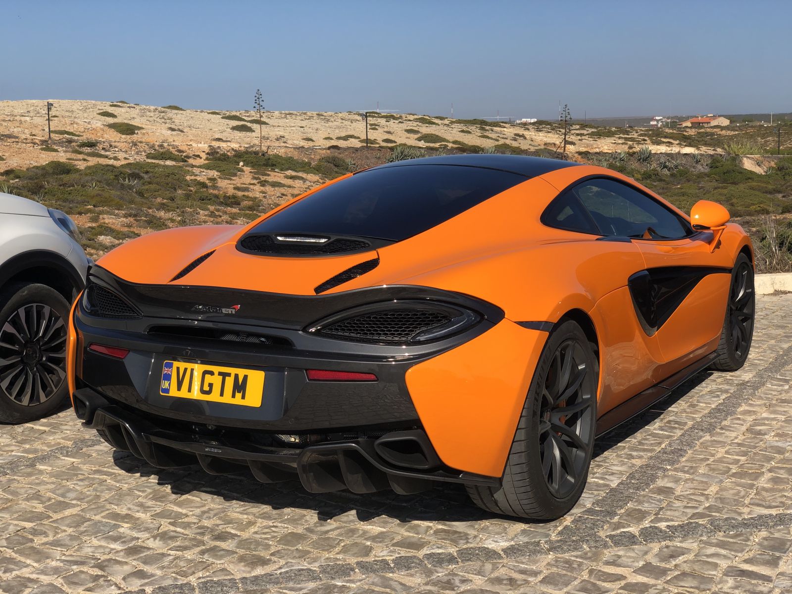 V1GTM, McLaren 570 570GT, 2016–2021